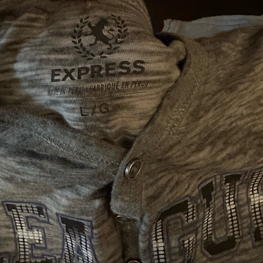 Men’s shirt. - Picture 3 of 3